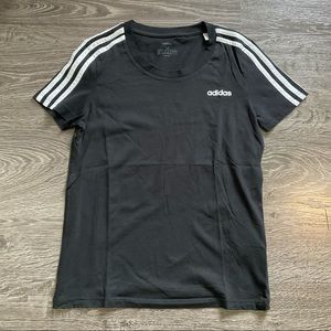 Adidas T-Shirt